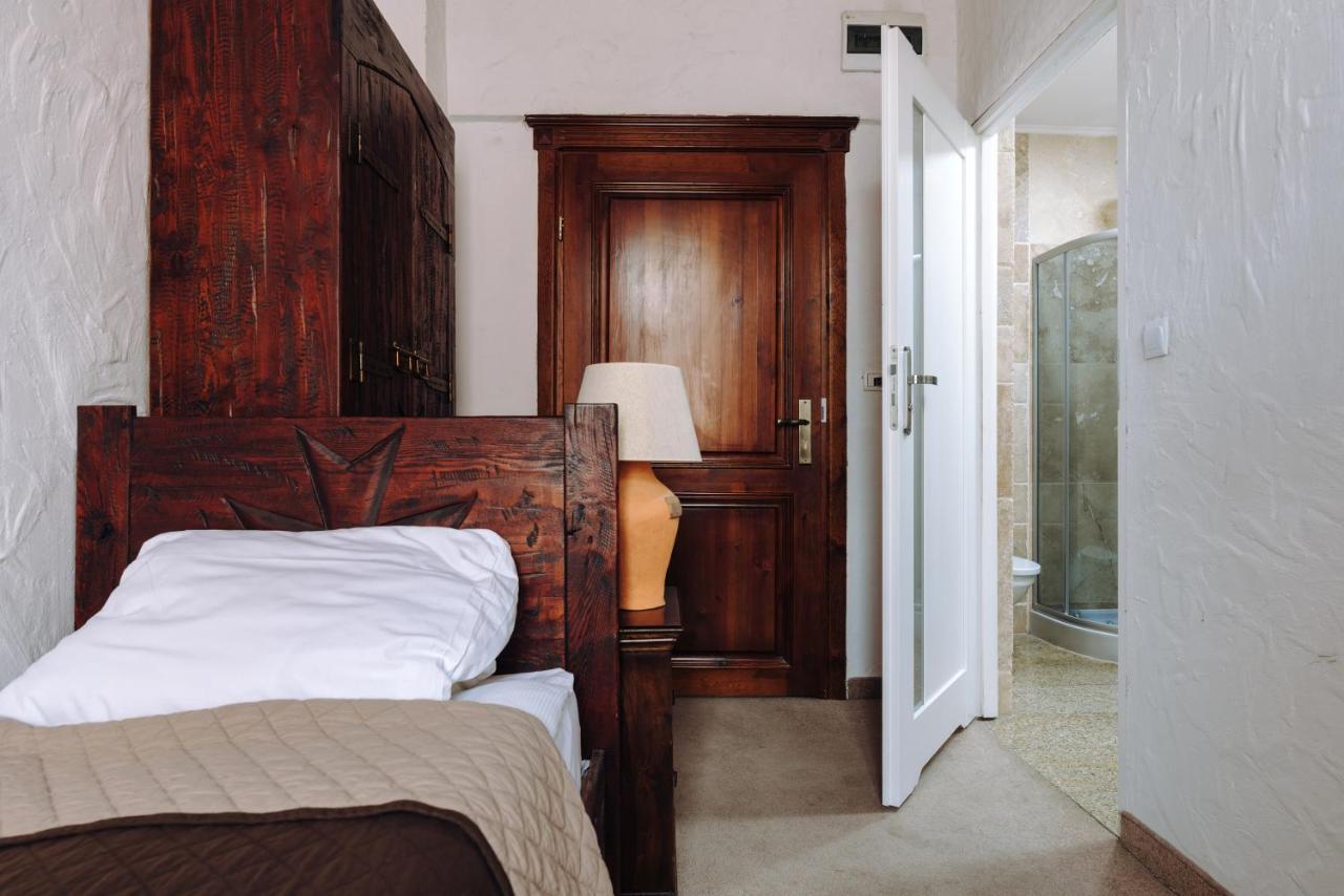 Hotel Legenda Stary Toruń Esterno foto